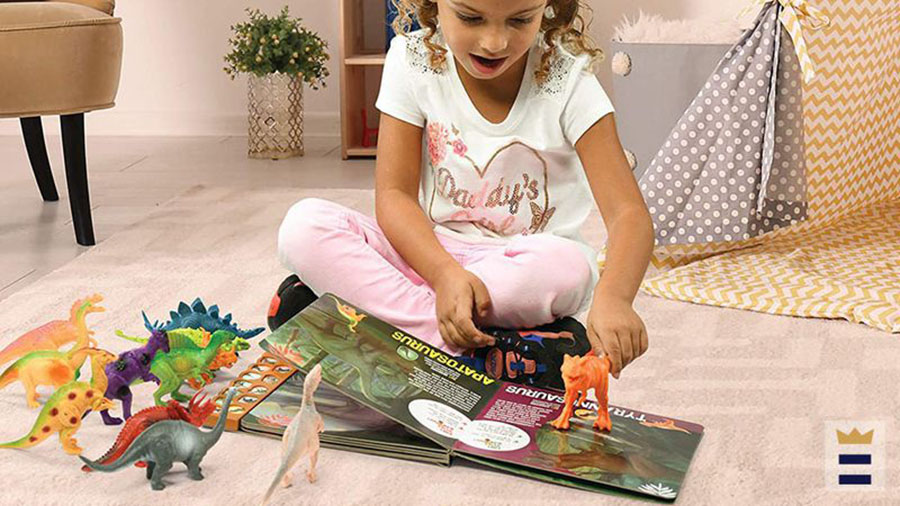 From craft projects to educational dinosaur egg kits, the options are endless when it comes to dinosaur toys for youngsters. (BestReviews)