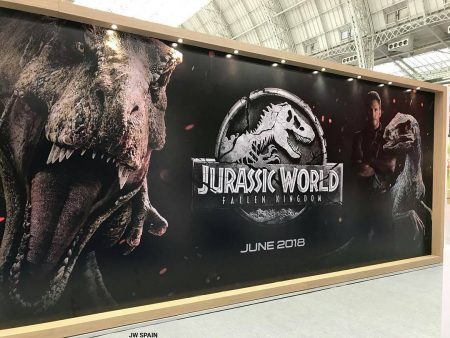 Jurassic World Fallen Kingdom banner with Owen, Blue & Rexy